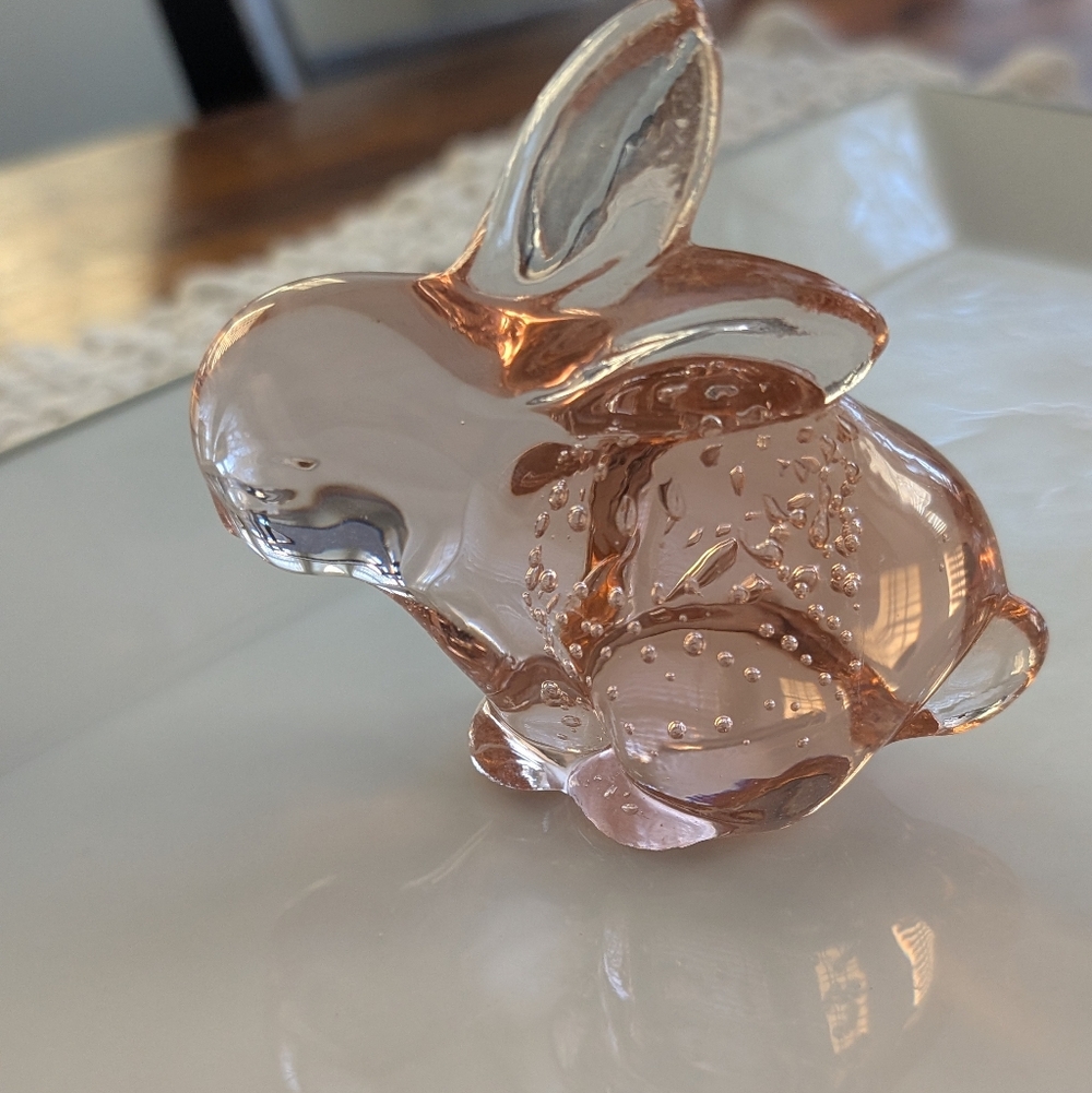 Pink Fenton Glass Bunny Paperweight Figure. Hand Blown Glass Bunny Rabbit - Picture 7 of 7